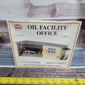 Model power N scale Oil Facility Office diorama model kit #1571 sealed